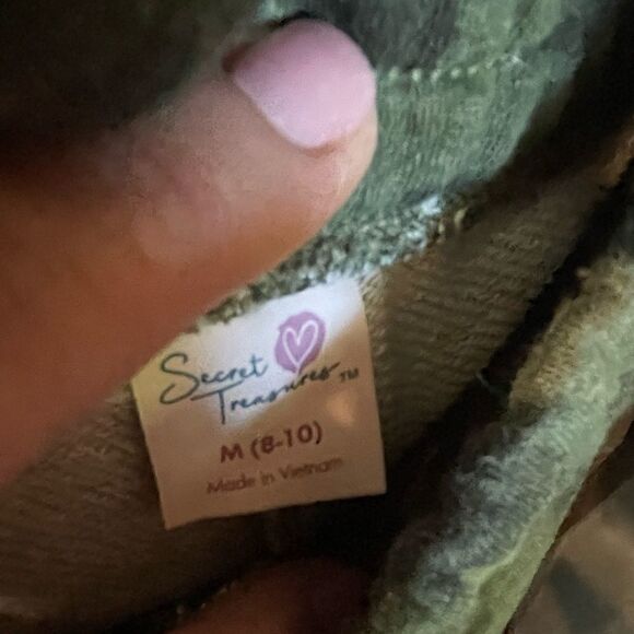 Secret Treasure Lounge Suit - Picture 5 of 5